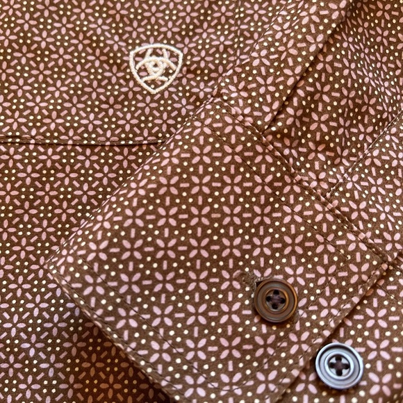 ARIAT LOGO WESTERN PRINT 100% COTTON SHIRT SZ M EUC - Picture 5 of 8